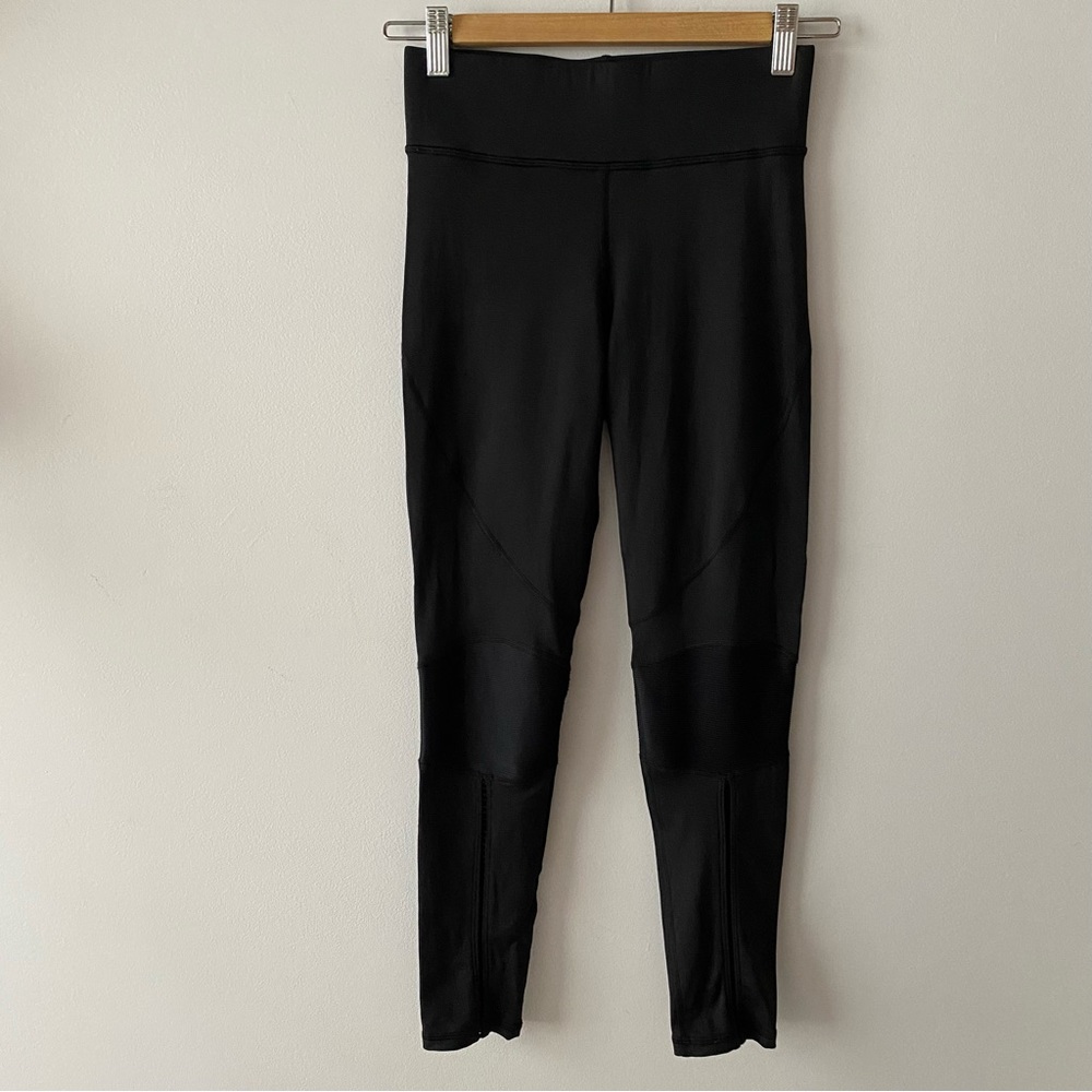 Black Michi Leggings, size small